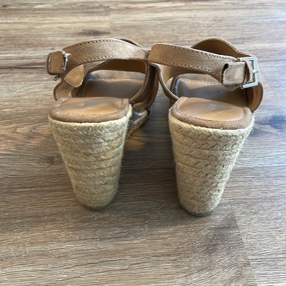 Kohls Apt.9 Tan Suede Cross-Band Wedge Sandals - Picture 5 of 8